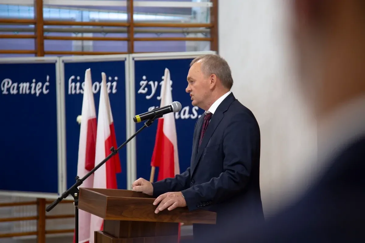 Uczniowie z Lubiejewa rozpoczęli rok szkolny (zdjęcia)