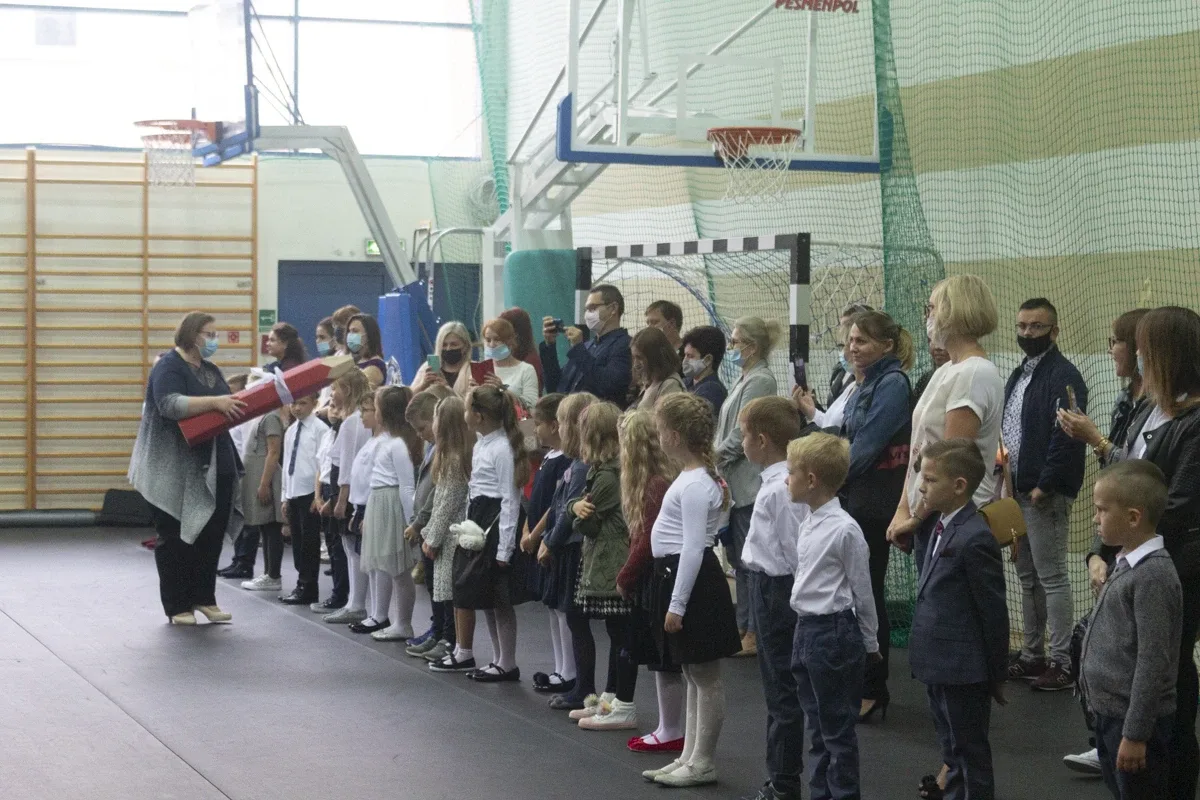 Ślubowanie pierwszaków w Szkole Podstawowej nr 1 (zdjęcia)