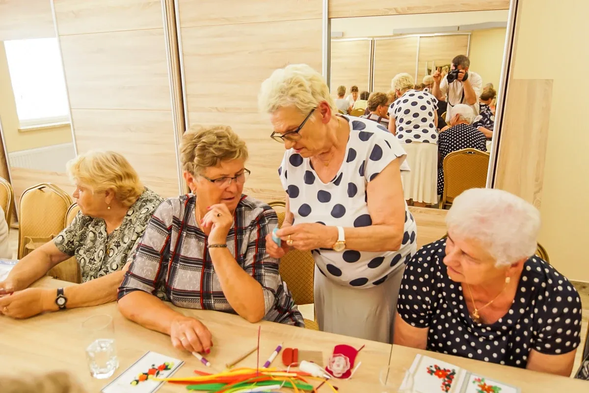 Klub Kolorowej Nitki z Ostrowi Mazowieckiej spotkał się z klubem Senior + ze Starego Lubotynia (zdjęcia)