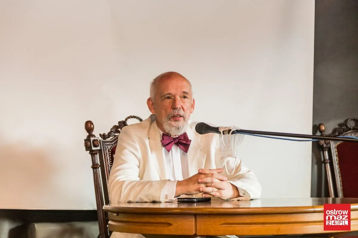 Janusz Korwin-Mikke w Ostrowi Mazowieckiej (zdjęcia, wideo)