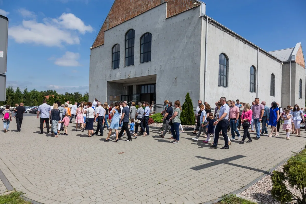 Procesje Bożego Ciała przeszły ulicami miasta (zdjęcia, wideo)