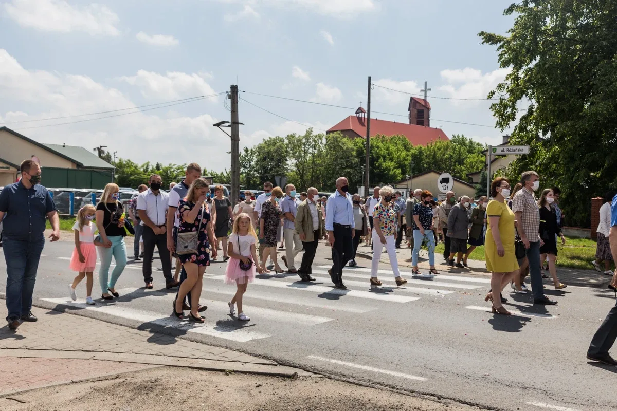 Procesje Bożego Ciała przeszły ulicami miasta (zdjęcia, wideo)