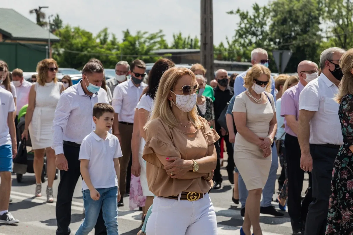 Procesje Bożego Ciała przeszły ulicami miasta (zdjęcia, wideo)