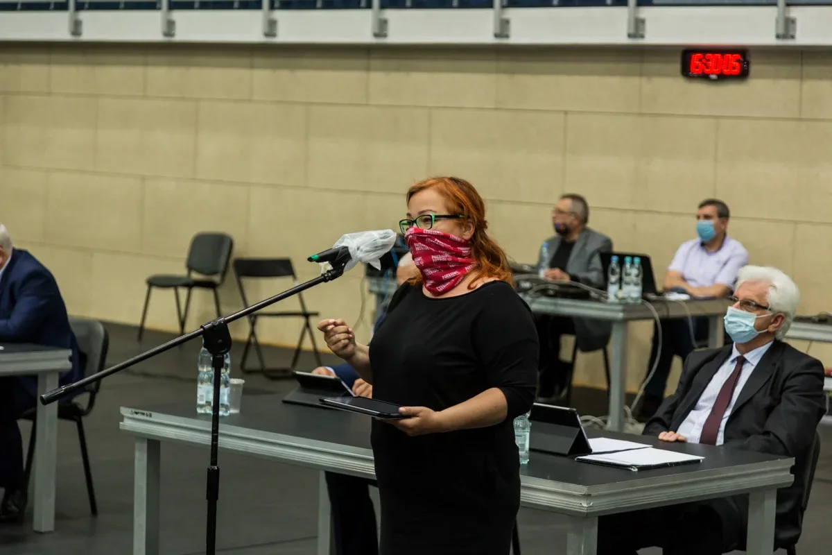 Mniejsze godziny pracy ostrowskich przedszkoli? Burzliwa sesja rady miasta (zdjęcia, wideo)