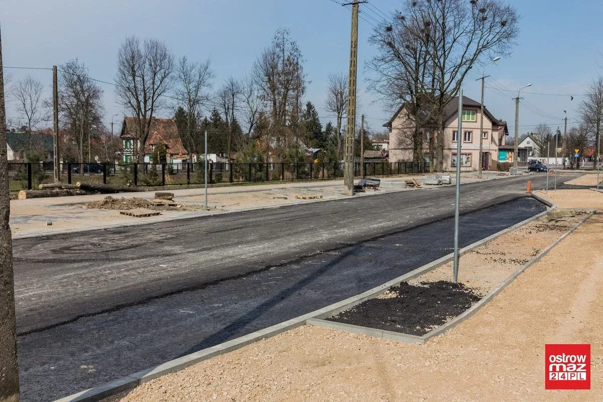 Nowa warstwa asfaltu pojawia się na ulicy Kościuszki (zdjęcia)