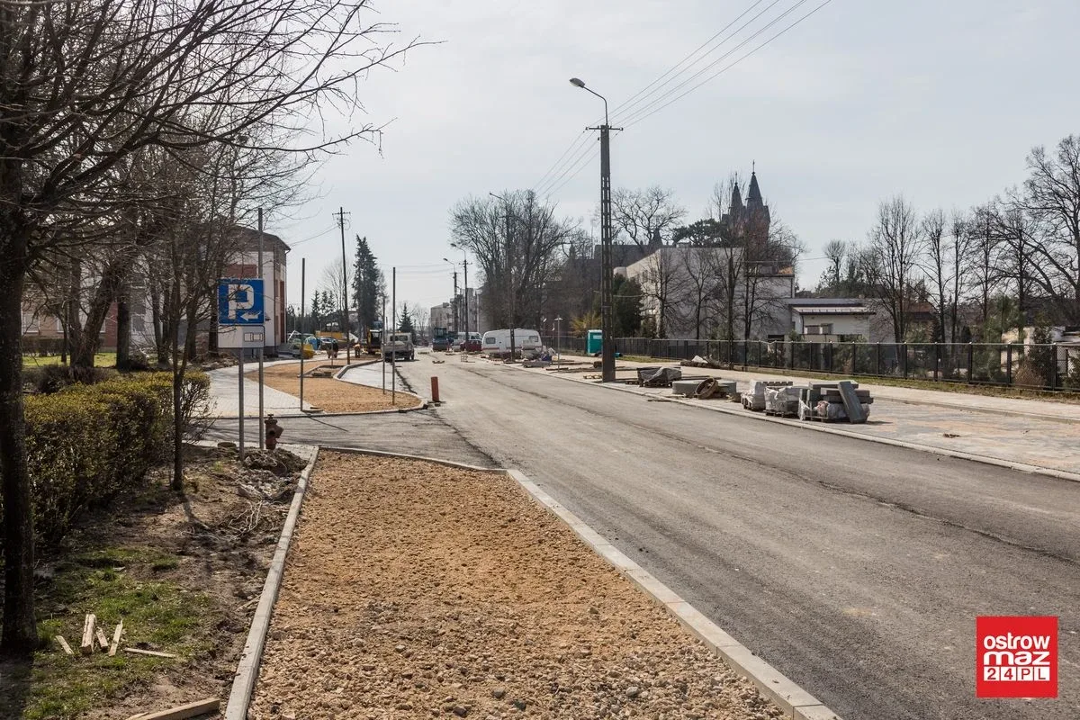 Nowa warstwa asfaltu pojawia się na ulicy Kościuszki (zdjęcia)