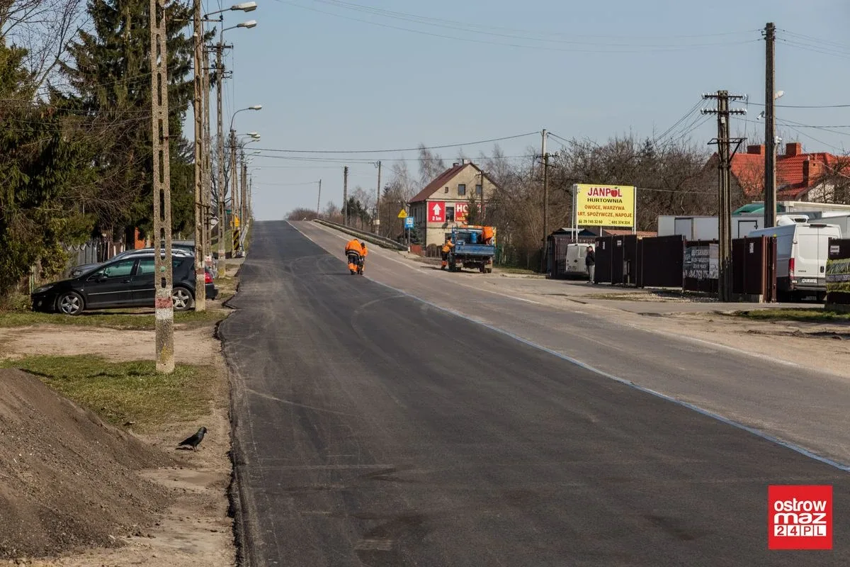 Nowy pas ruchu na ulicy Armii Krajowej (zdjęcia)