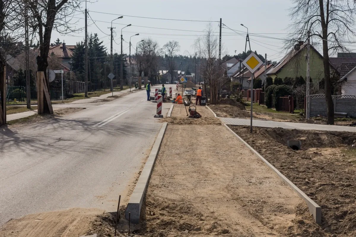 Budowa ciągów pieszo-rowerowych (zdjęcia)