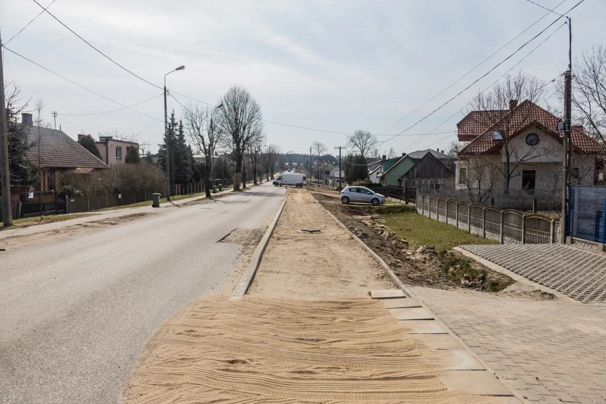 Budowa ciągów pieszo-rowerowych (zdjęcia)