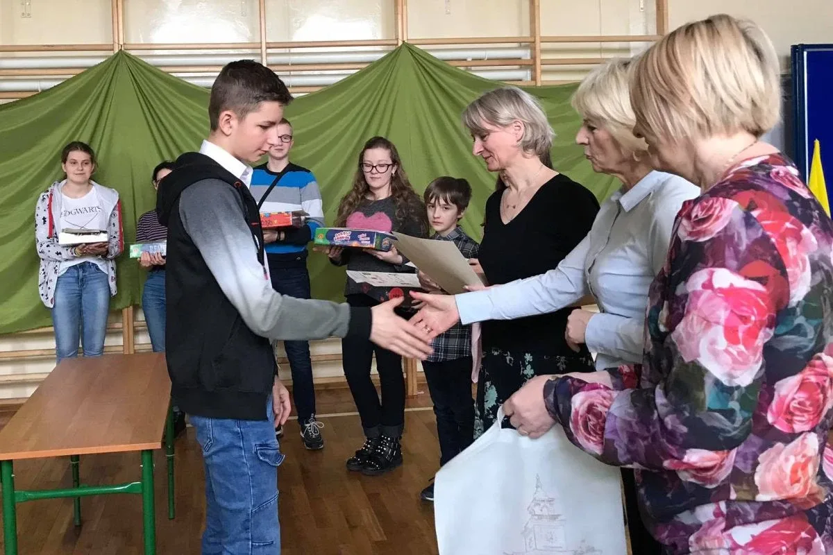 Młodzież rywalizowała w turnieju wiedzy pożarniczej (zdjęcia)
