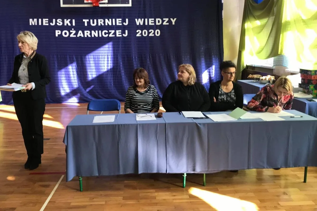 Młodzież rywalizowała w turnieju wiedzy pożarniczej (zdjęcia)