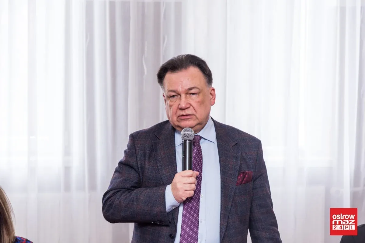 Marszałek Adam Struzik na sesji rady gminy Małkinia Górna (zdjęcia, wideo)
