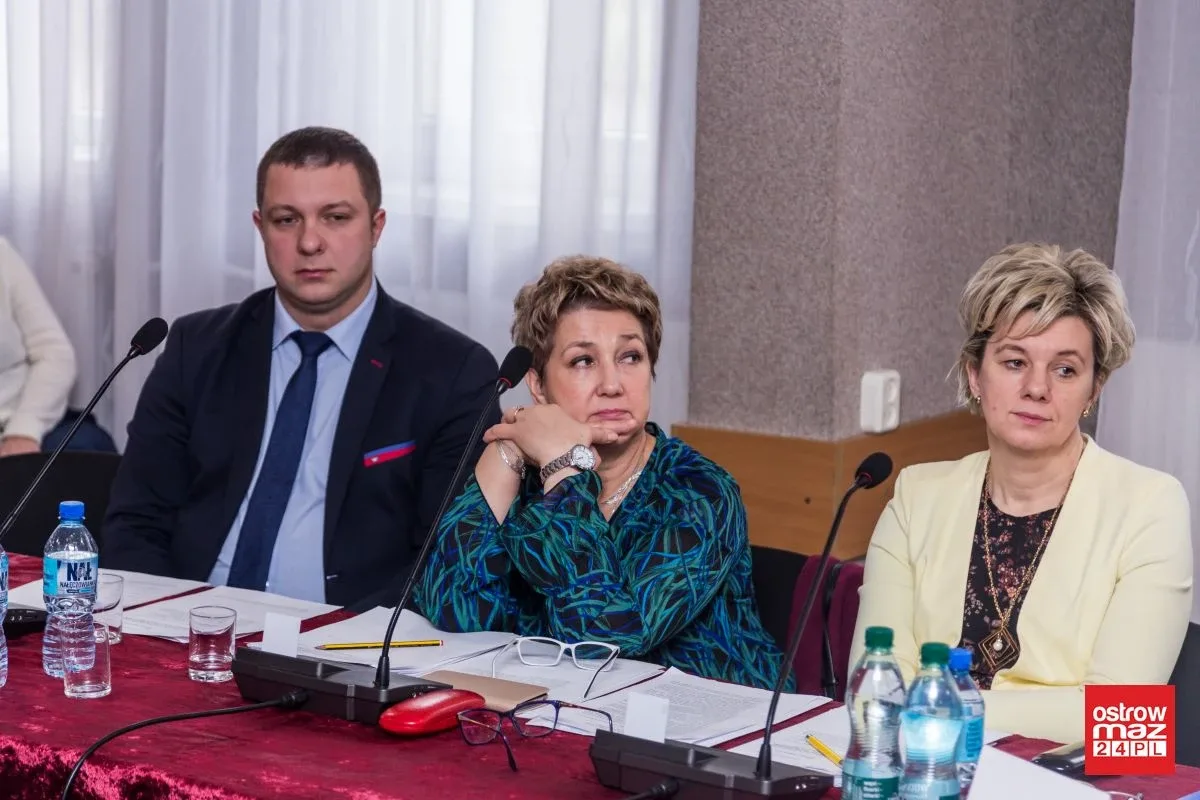 Marszałek Adam Struzik na sesji rady gminy Małkinia Górna (zdjęcia, wideo)