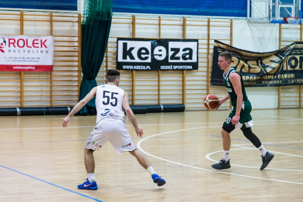 Sokół pokonał Akademię Koszykówki Legii Warszawy (zdjęcia, wideo)