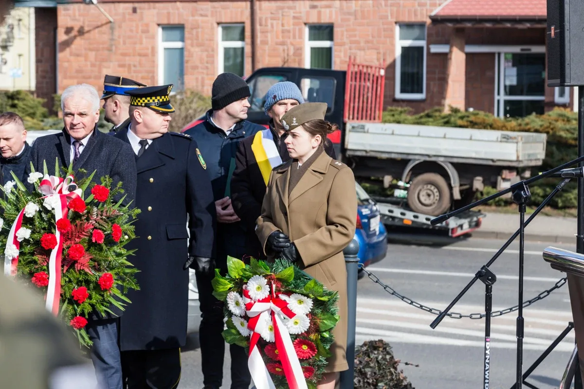 Upamiętnienie Żołnierzy Wyklętych w Ostrowi Mazowieckiej (zdjęcia, wideo)