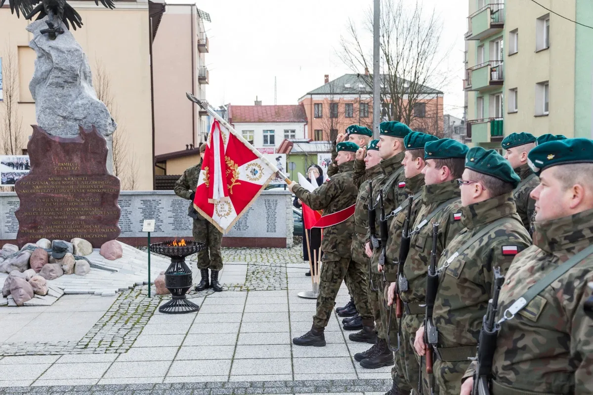 Upamiętnienie Żołnierzy Wyklętych w Ostrowi Mazowieckiej (zdjęcia, wideo)