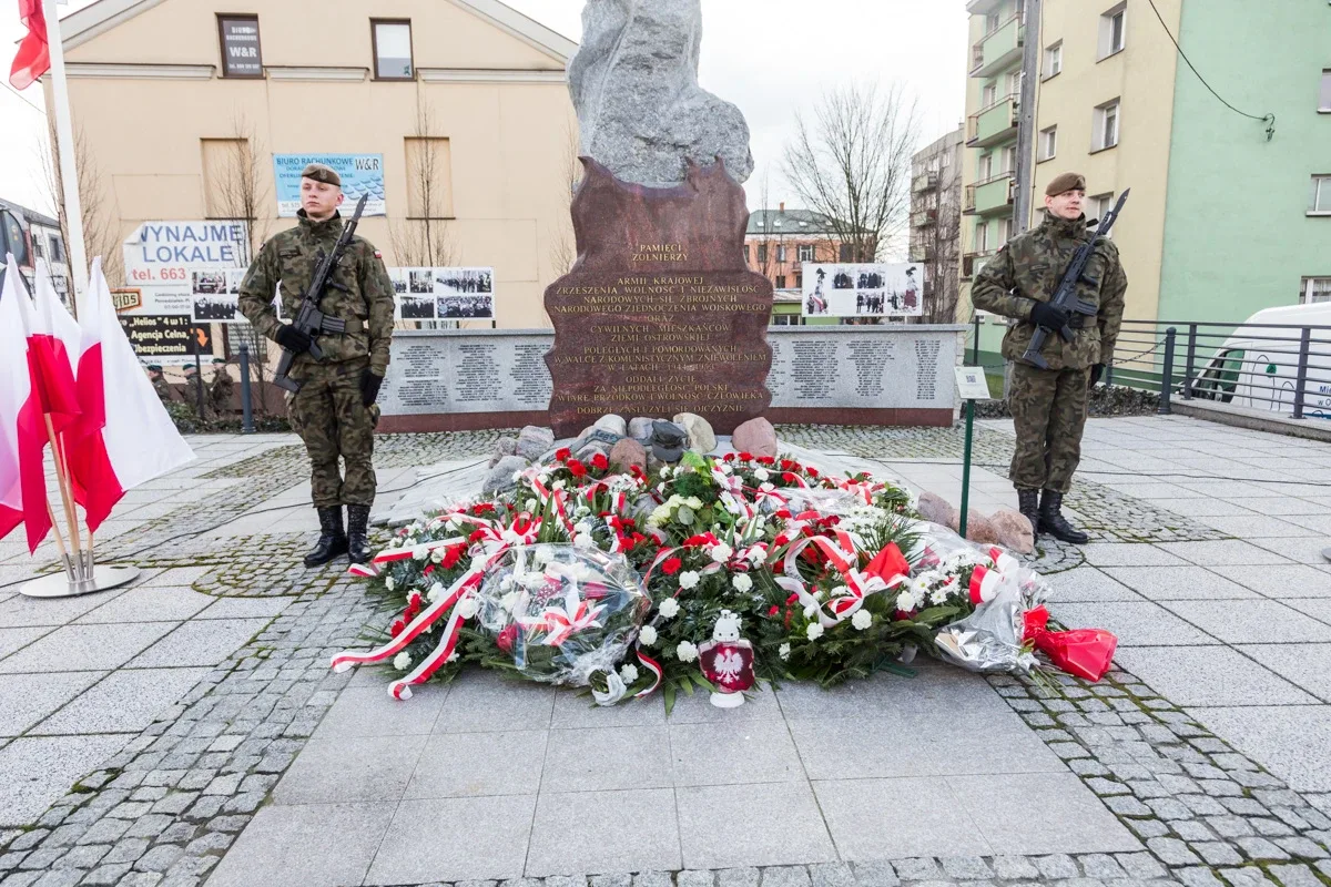 Upamiętnienie Żołnierzy Wyklętych w Ostrowi Mazowieckiej (zdjęcia, wideo)