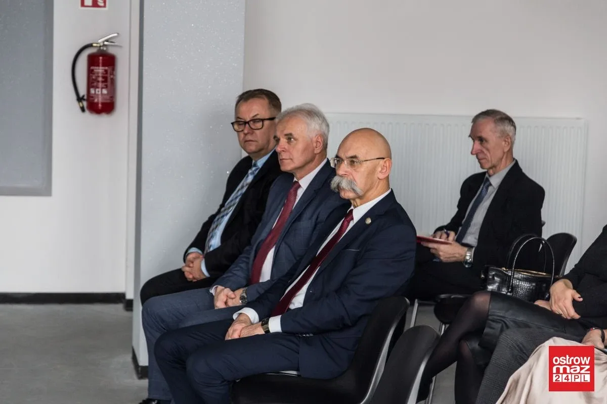 Konferencja o ostrowskim SOR i NOZ w elektrowni (zdjęcia, wideo)