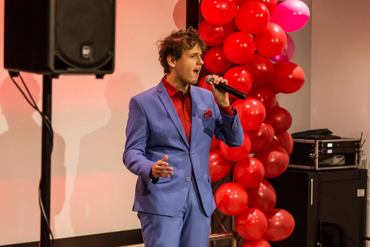 Koncert walentynkowy Mateusza Kawalca (zdjęcia, wideo)
