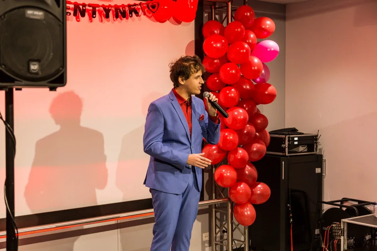 Koncert walentynkowy Mateusza Kawalca (zdjęcia, wideo)