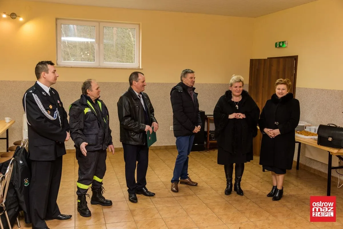 Strażacy z OSP Glina z nową odzieżą ochronną (zdjęcia)