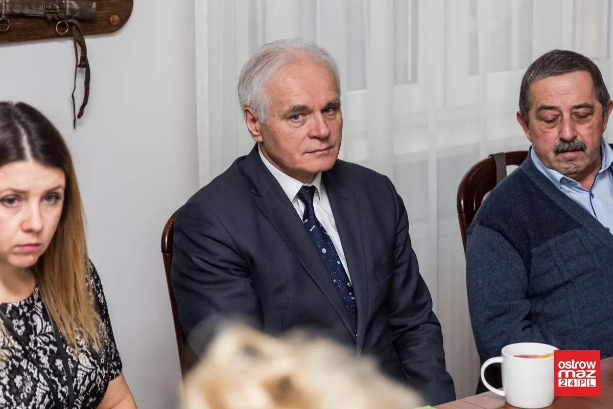 O linii kolejowej Warszawa-Czyżew w ostrowskim starostwie (zdjęcia)