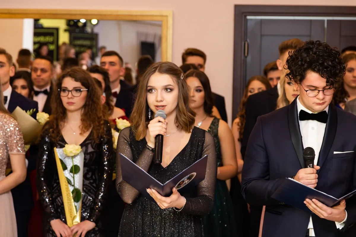 Studniówka uczniów ostrowskiego Kopernika (zdjęcia, wideo)