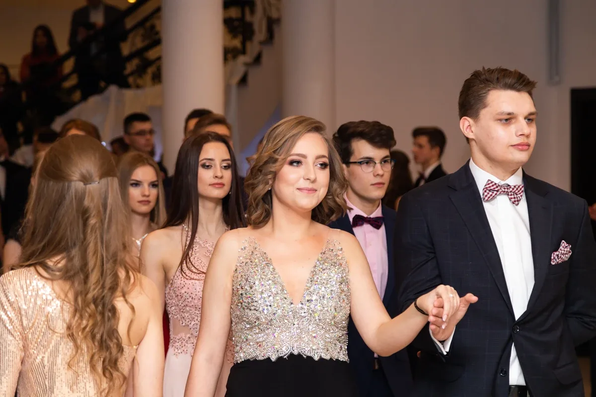 Studniówka uczniów ostrowskiego Kopernika (zdjęcia, wideo)