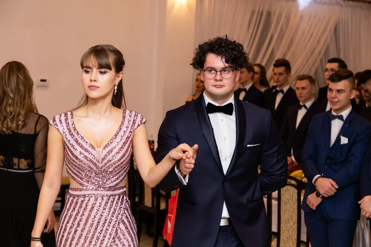 Studniówka uczniów ostrowskiego Kopernika (zdjęcia, wideo)