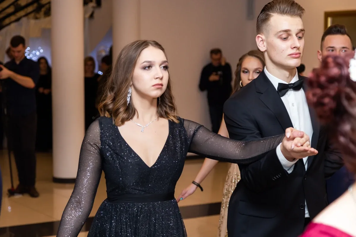 Studniówka uczniów ostrowskiego Kopernika (zdjęcia, wideo)