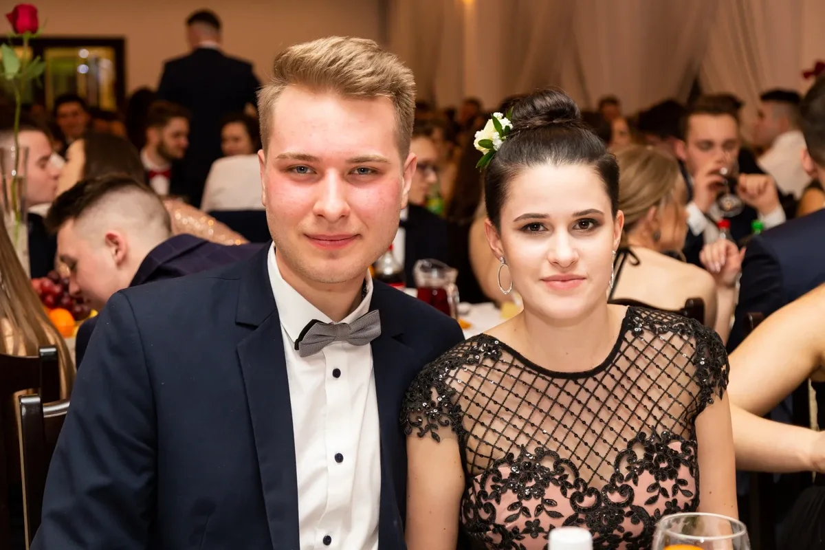 Studniówka uczniów ostrowskiego Kopernika (zdjęcia, wideo)