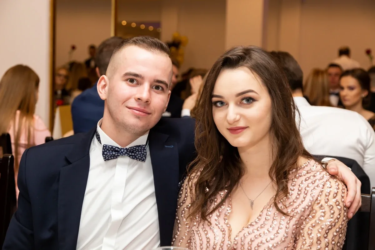 Studniówka uczniów ostrowskiego Kopernika (zdjęcia, wideo)