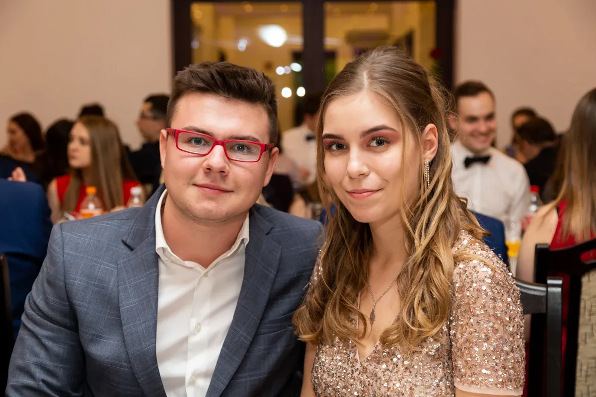 Studniówka uczniów ostrowskiego Kopernika (zdjęcia, wideo)