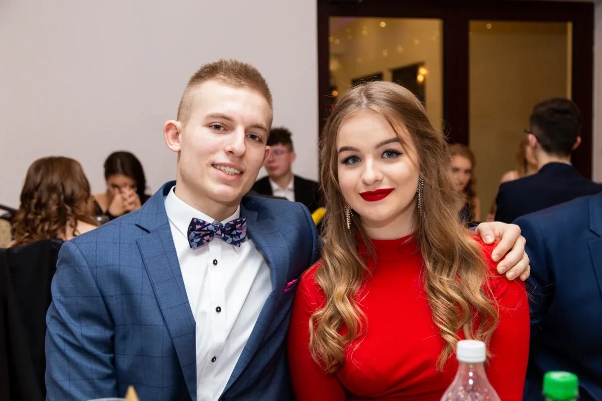 Studniówka uczniów ostrowskiego Kopernika (zdjęcia, wideo)