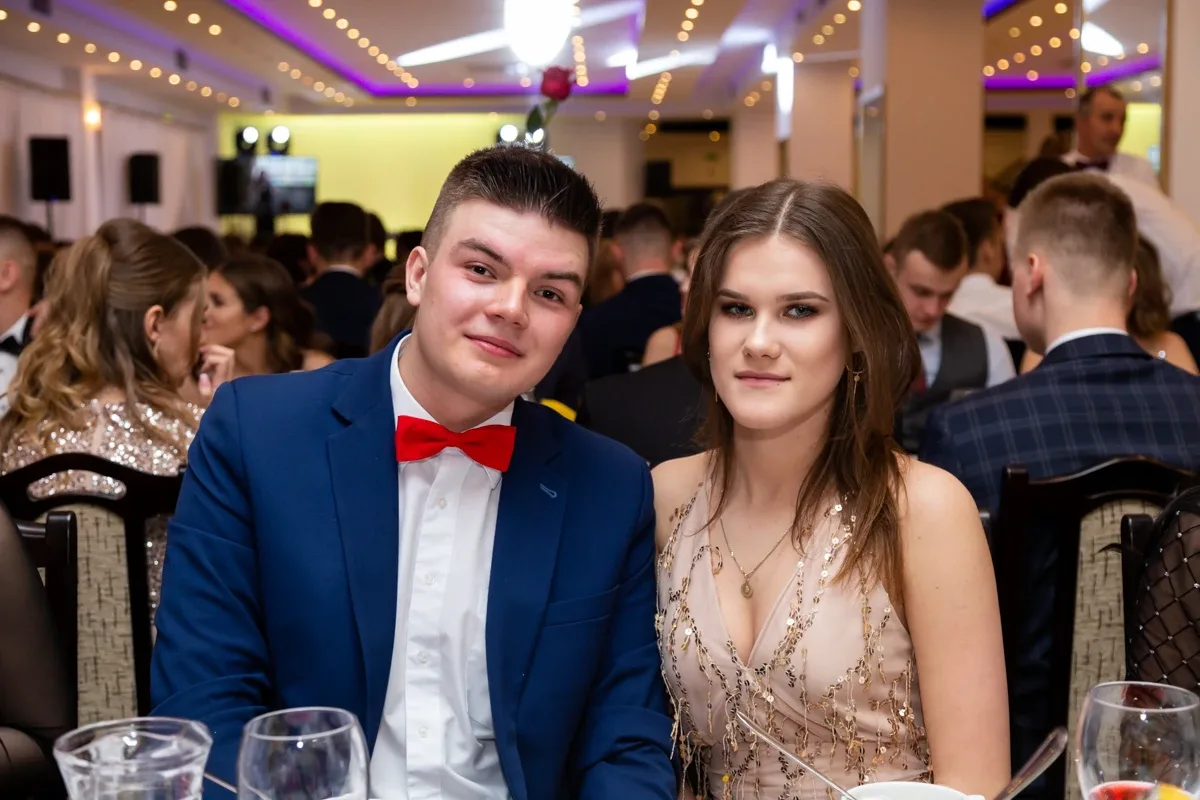 Studniówka uczniów ostrowskiego Kopernika (zdjęcia, wideo)