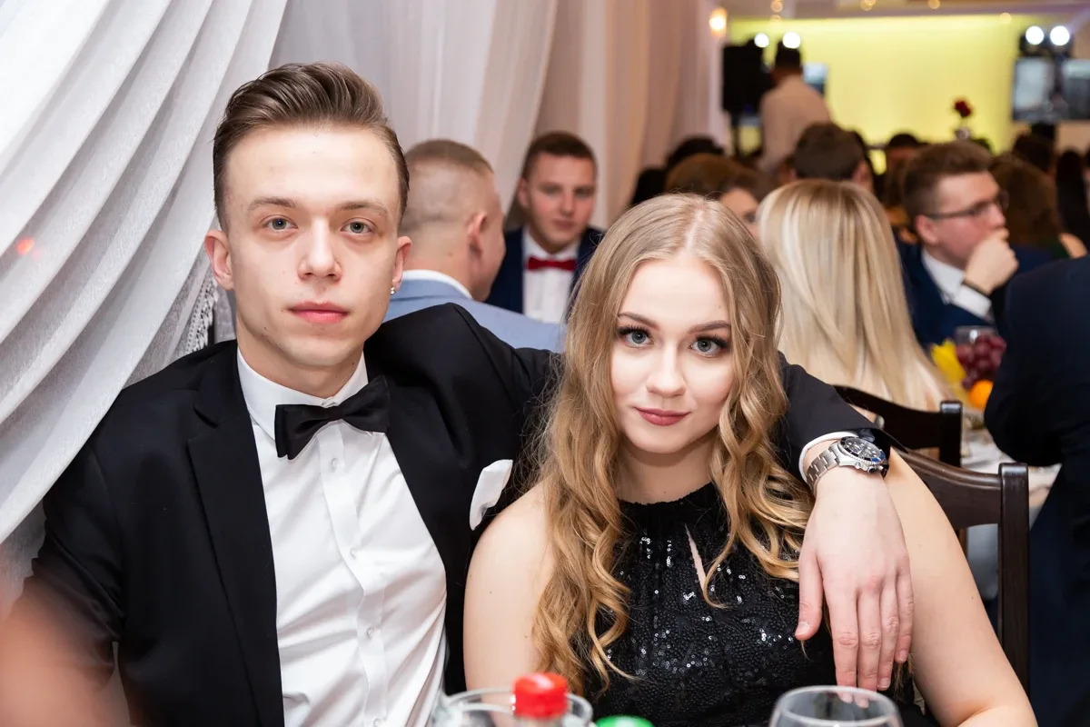 Studniówka uczniów ostrowskiego Kopernika (zdjęcia, wideo)