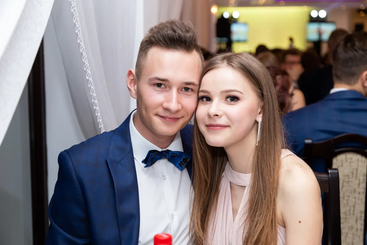 Studniówka uczniów ostrowskiego Kopernika (zdjęcia, wideo)