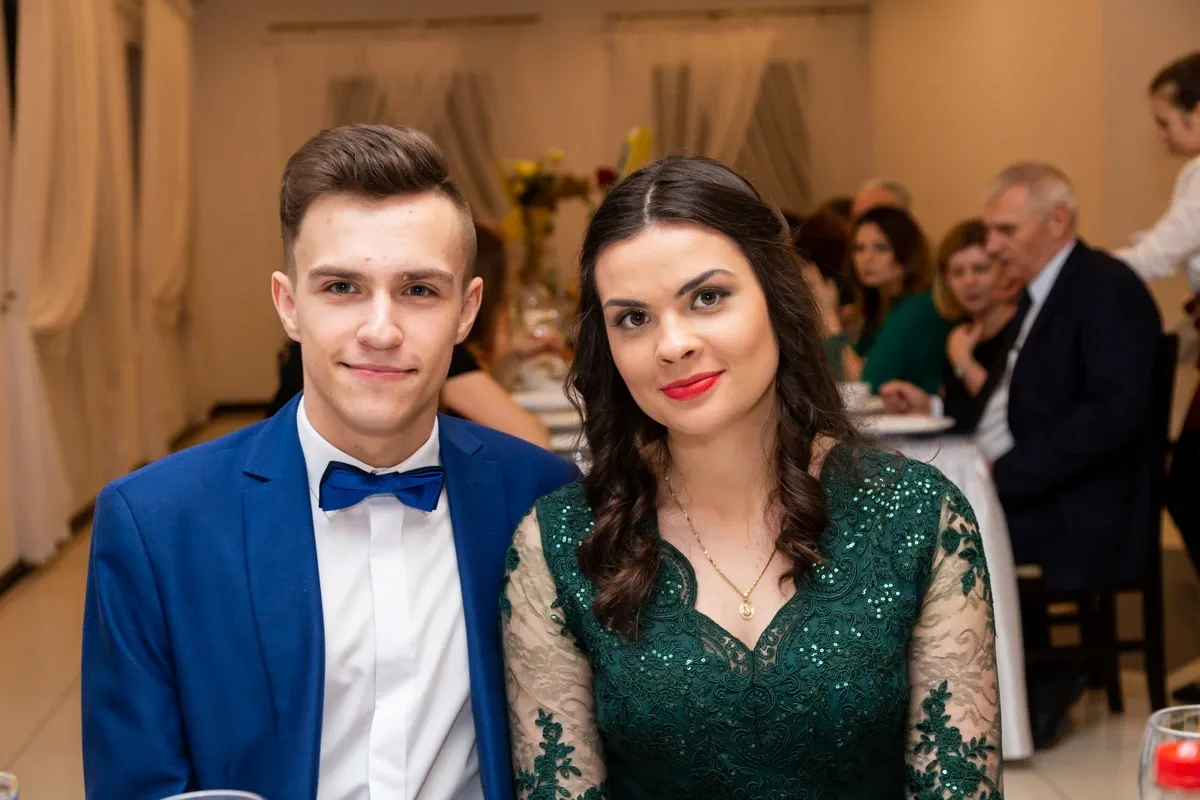 Studniówka uczniów ostrowskiego Kopernika (zdjęcia, wideo)