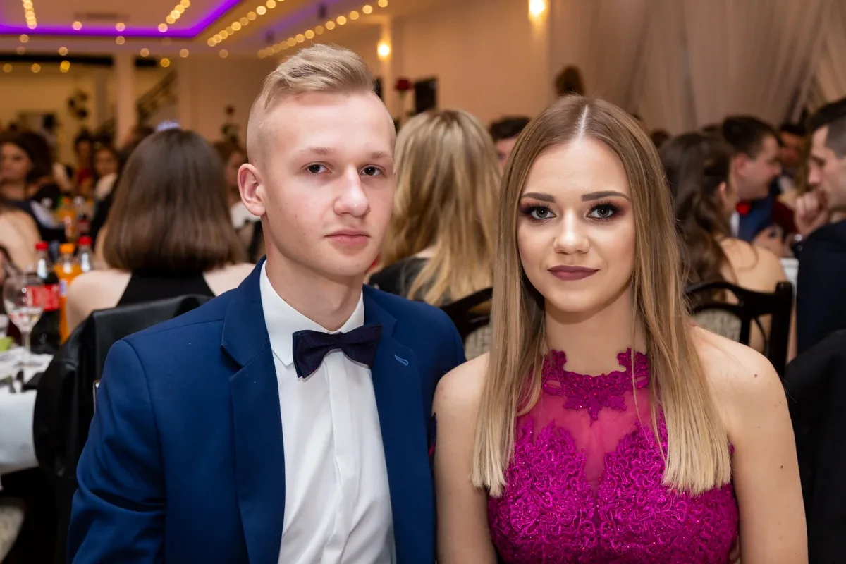 Studniówka uczniów ostrowskiego Kopernika (zdjęcia, wideo)