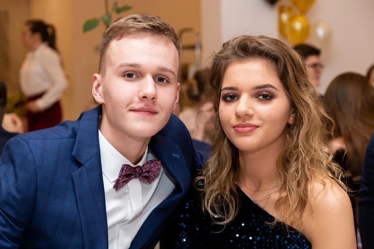 Studniówka uczniów ostrowskiego Kopernika (zdjęcia, wideo)