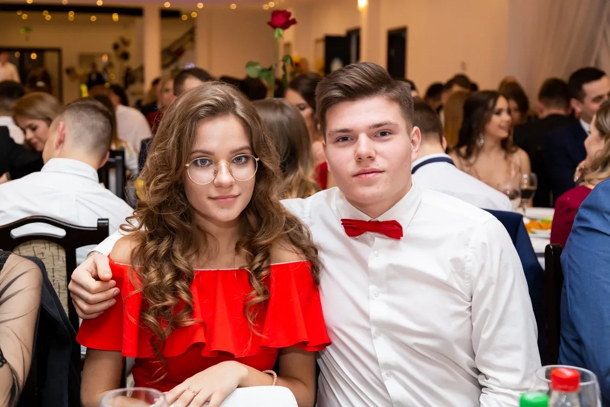 Studniówka uczniów ostrowskiego Kopernika (zdjęcia, wideo)