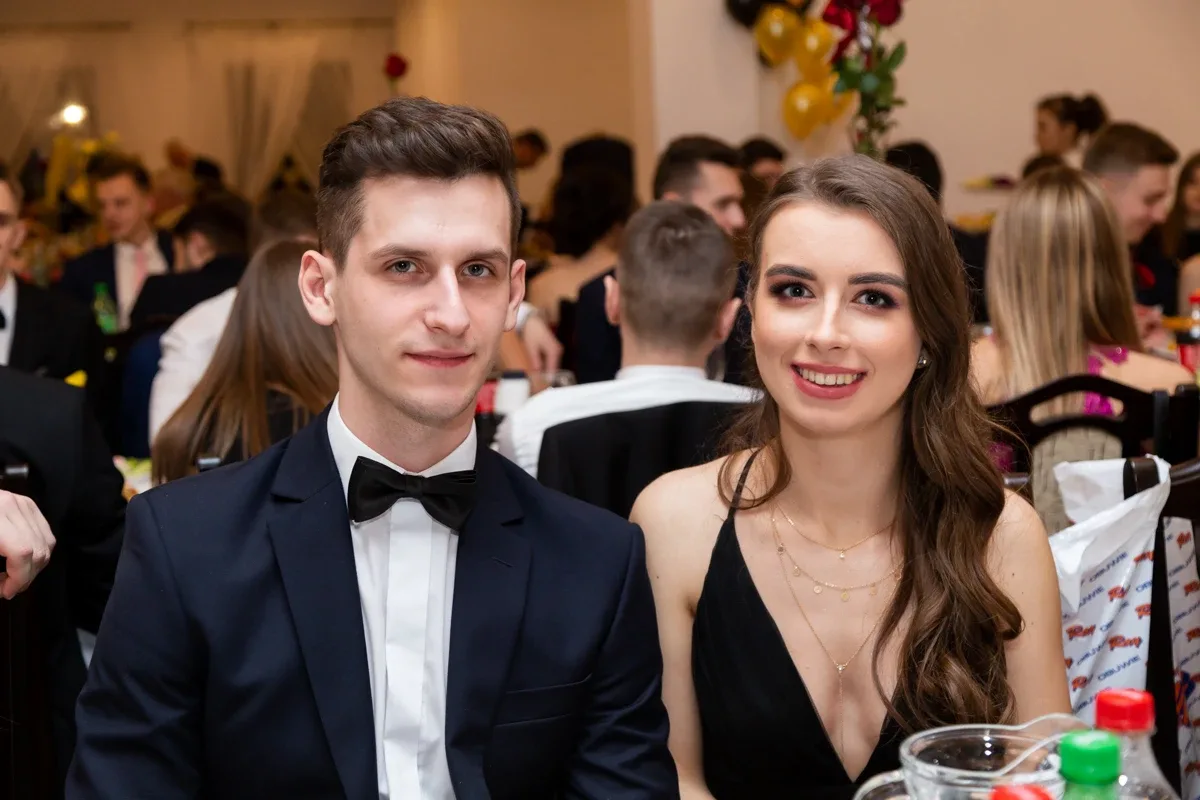 Studniówka uczniów ostrowskiego Kopernika (zdjęcia, wideo)