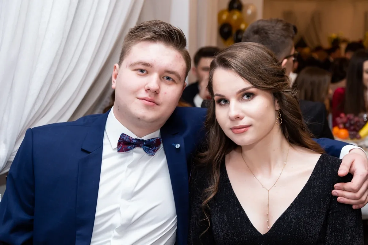 Studniówka uczniów ostrowskiego Kopernika (zdjęcia, wideo)