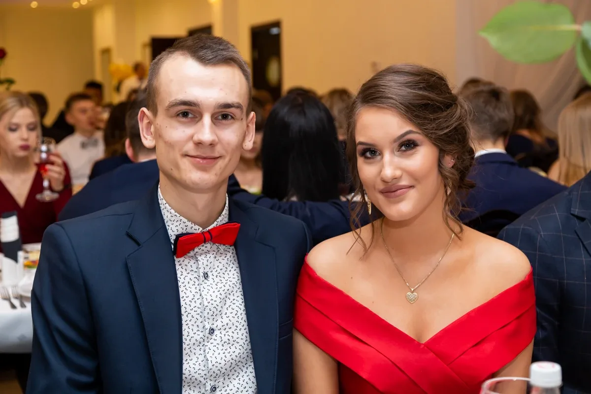 Studniówka uczniów ostrowskiego Kopernika (zdjęcia, wideo)