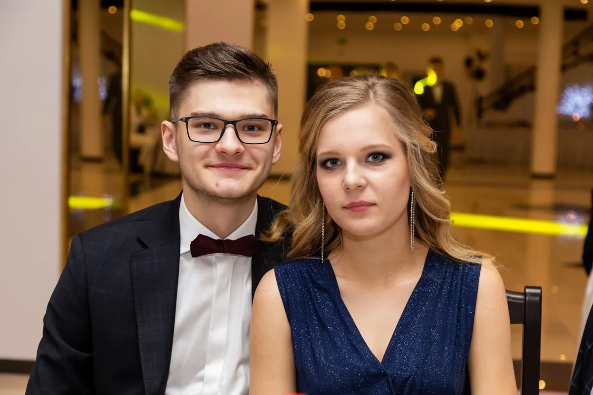 Studniówka uczniów ostrowskiego Kopernika (zdjęcia, wideo)