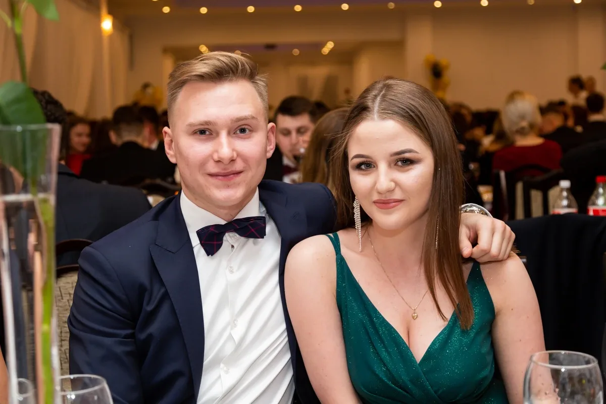 Studniówka uczniów ostrowskiego Kopernika (zdjęcia, wideo)