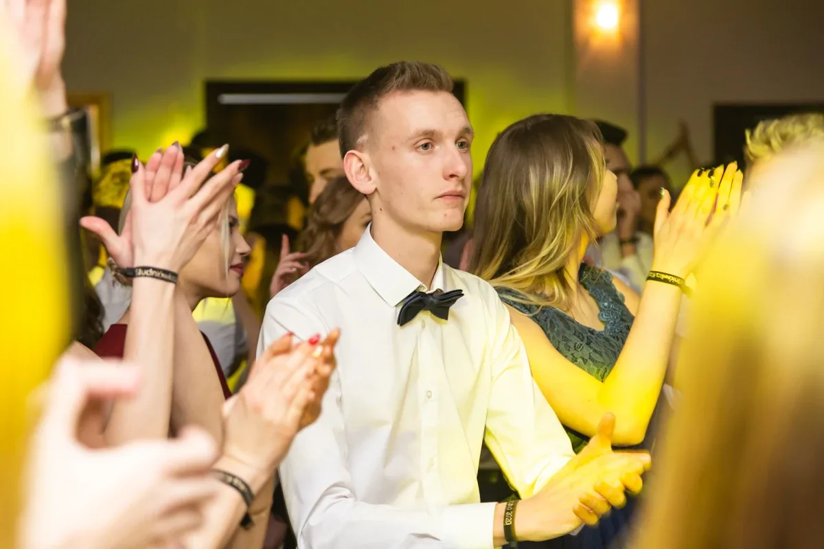 Studniówka uczniów ostrowskiego Kopernika (zdjęcia, wideo)