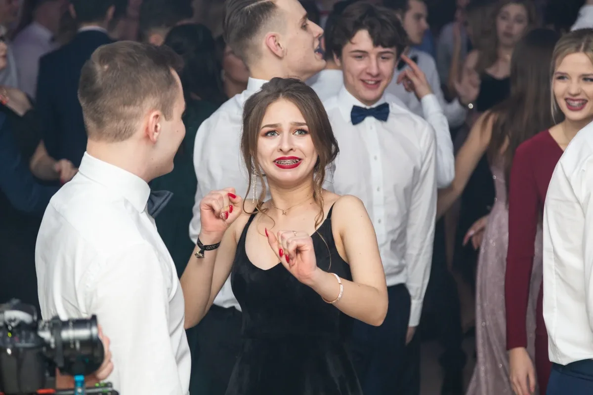 Studniówka uczniów ostrowskiego Kopernika (zdjęcia, wideo)