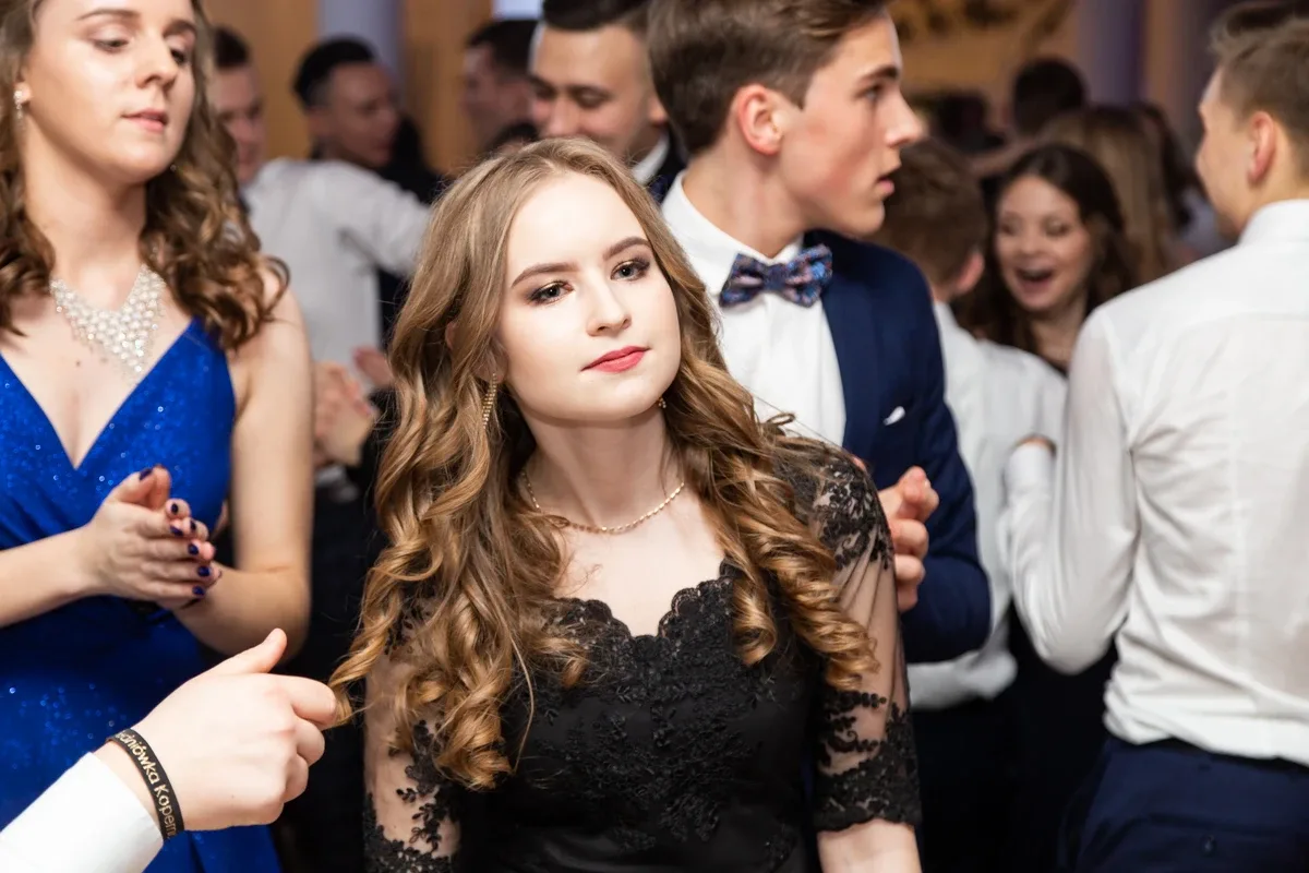 Studniówka uczniów ostrowskiego Kopernika (zdjęcia, wideo)