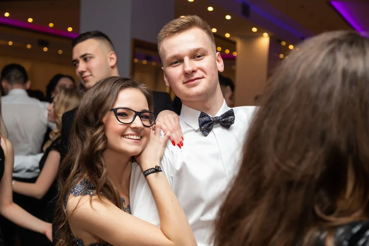 Studniówka uczniów ostrowskiego Kopernika (zdjęcia, wideo)